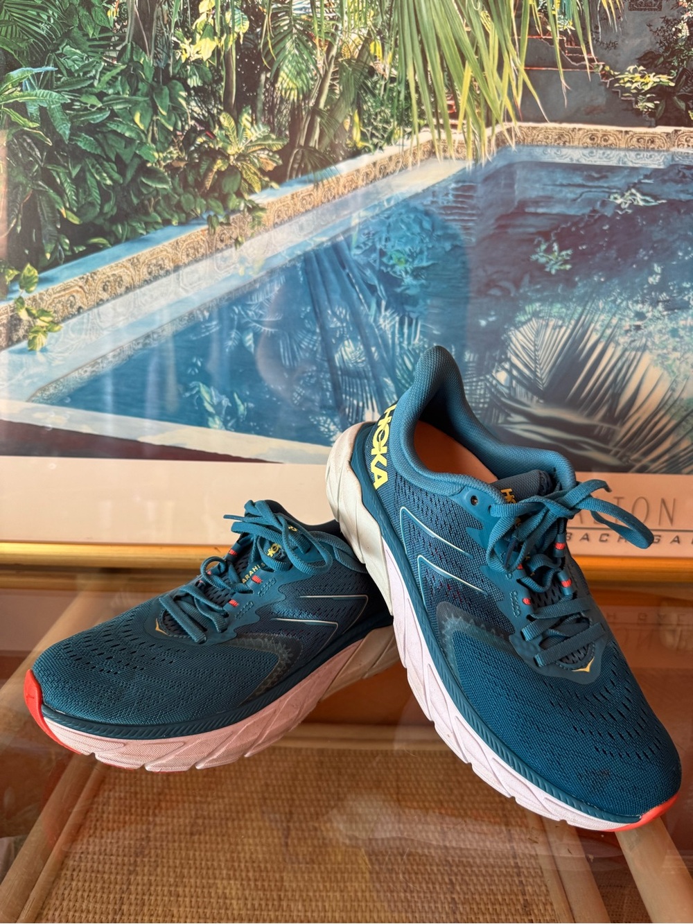 Hoka One One Arahi 5 Running Shoes Women’s US 6B Stability Sneakers